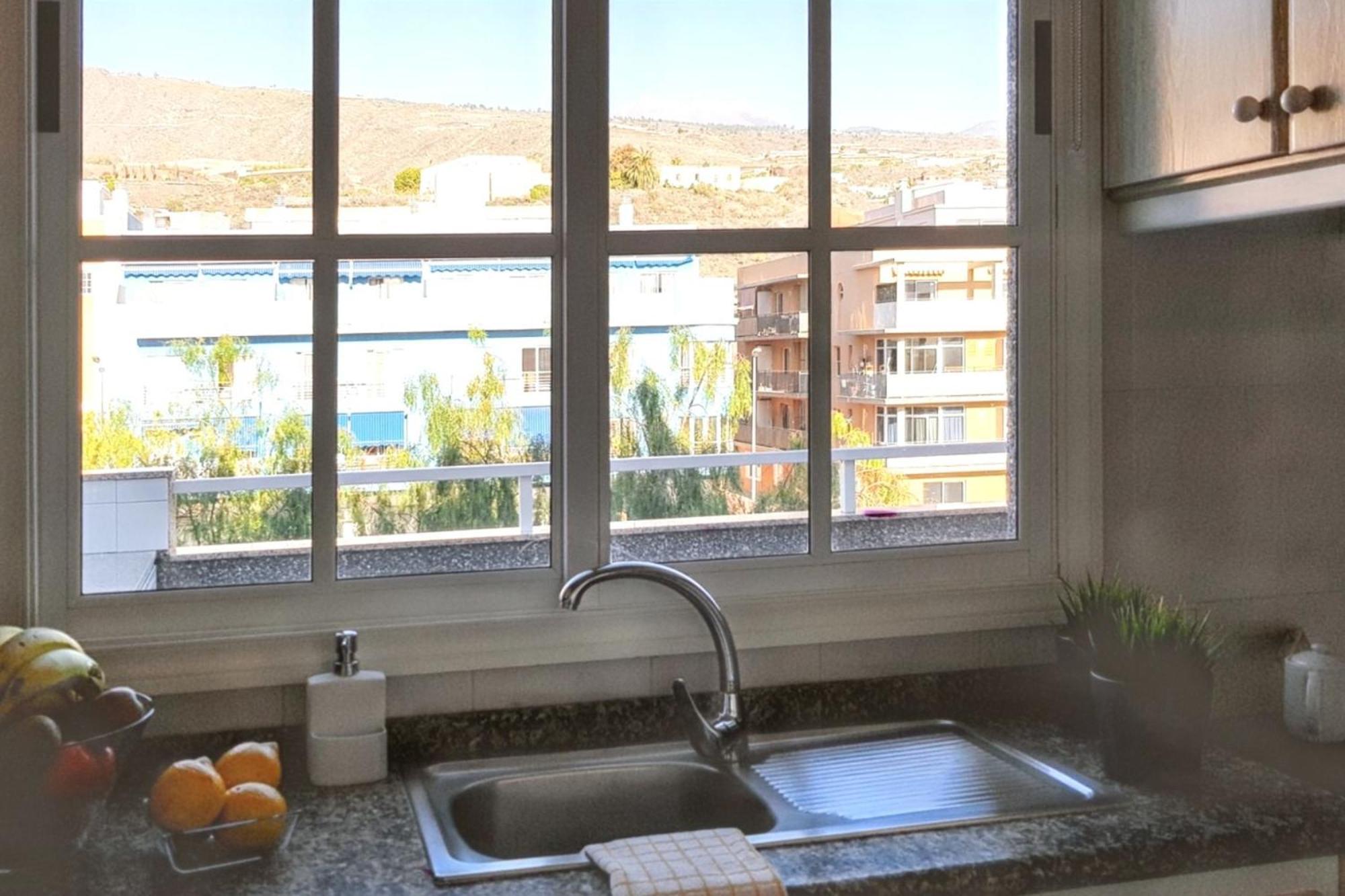 Bright Apartment In Puerto De Santiago 65 M² Terrace 外观 照片